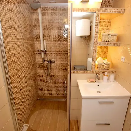 Mara Apartment *