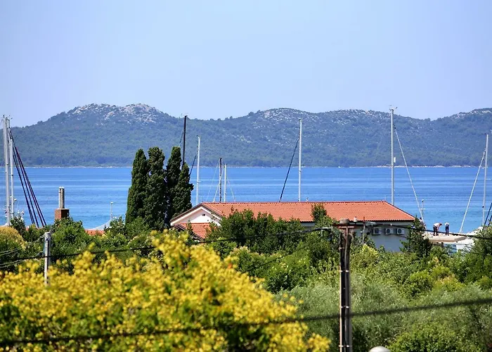 Διαμέρισμα Mara *